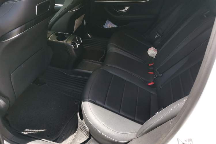 Used Mercedes-Benz E-Class 2019 Facelifted E 300 L Stylish Version Left Rear Seat