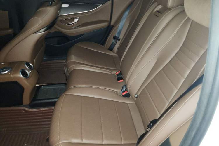 Used Mercedes-Benz E-Class 2019 Restyled E 300 L Sporty and Stylish Edition Left Rear Seat