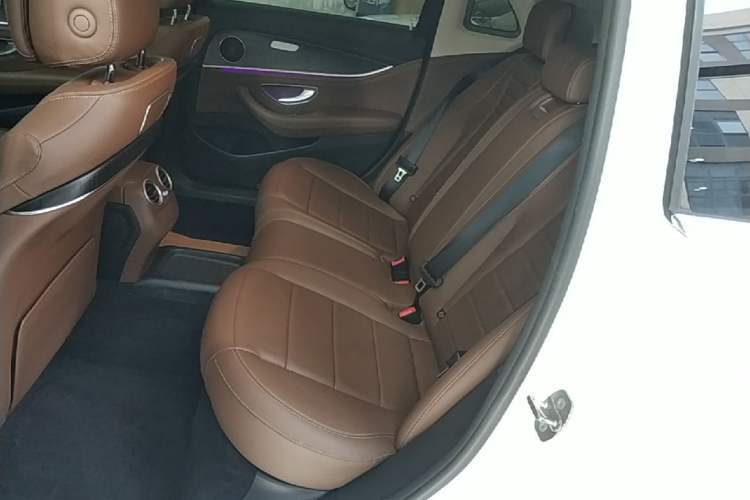 Used Mercedes-Benz E-Class 2019 E 200 L Sport Edition Left Rear Seat