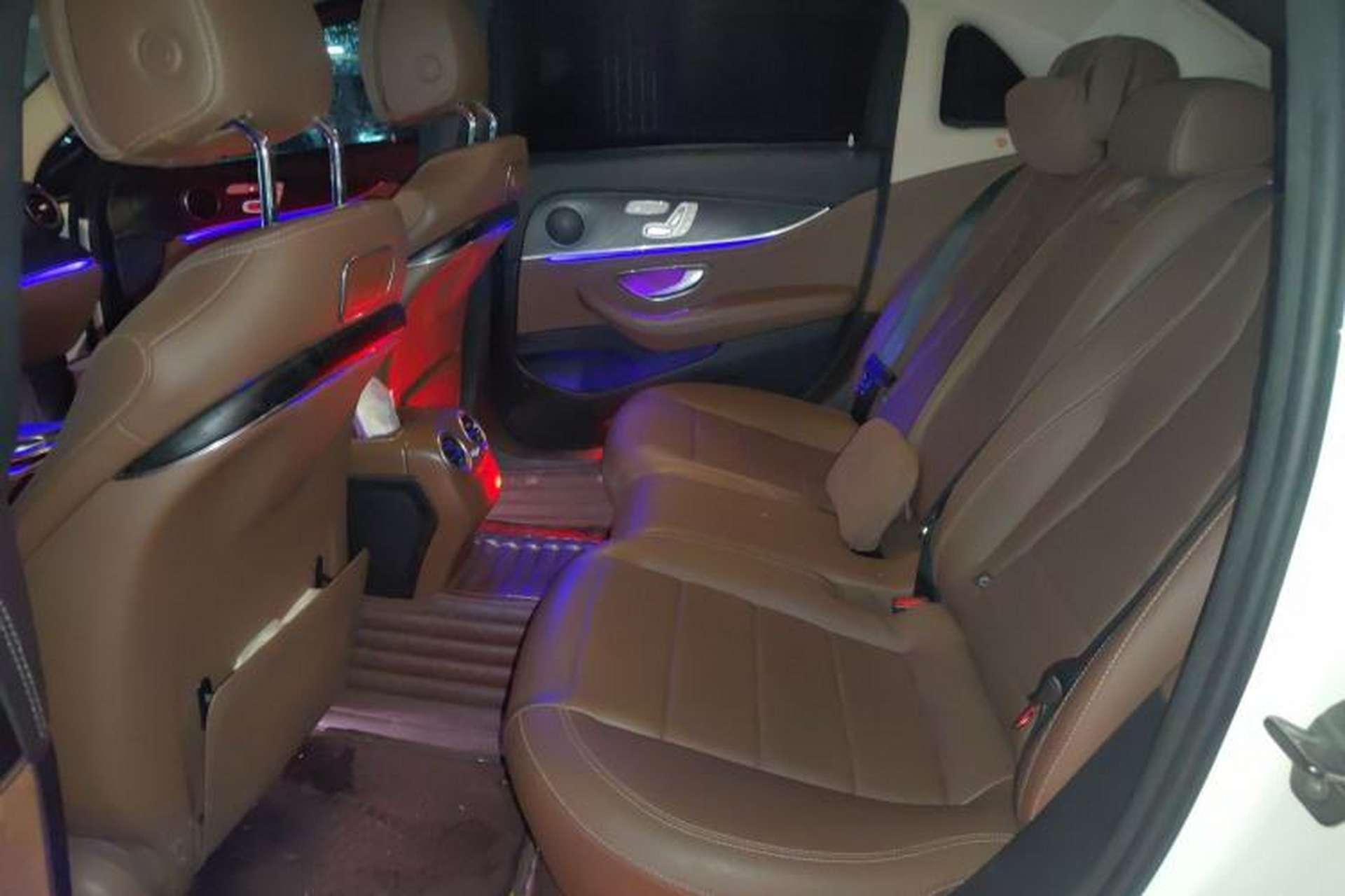 Used Mercedes-Benz E-Class 2019 E 300 L Sport Luxury Edition Left Rear Seat