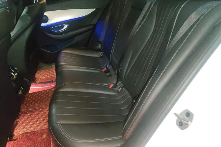 Used Mercedes-Benz E-Class 2019 E 260 Sport Edition Left Rear Seat