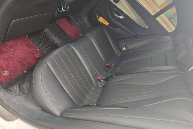 Used Mercedes-Benz E-Class 2019 E 260 Sport Edition Left Rear Seat