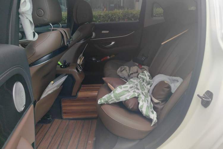 Used Mercedes-Benz E-Class 2019 E 200 L Sport Edition Left Rear Seat
