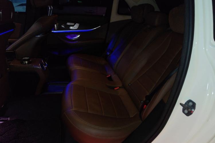 Used Mercedes-Benz E-Class 2019 Restyled E 300 L Sport Luxury Edition Left Rear Seat
