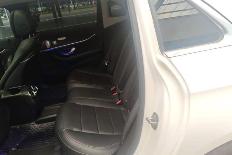 Used Mercedes-Benz E-Class 2019 Restyled E 300 L Sporty and Stylish Edition Left Rear Seat