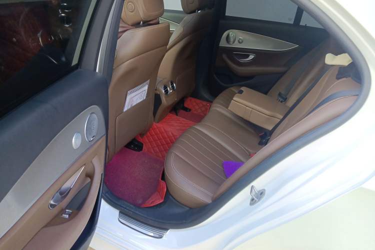 Used Mercedes-Benz E-Class 2019 E 260 Sport Edition Left Rear Seat