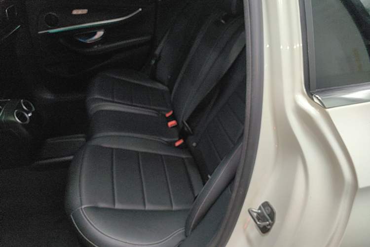 Used Mercedes-Benz E-Class 2019 Restyled E 300 L Sporty and Stylish Edition Left Rear Seat