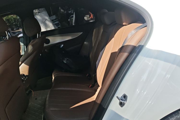 Used Mercedes-Benz E-Class 2019 E 260 Sport Edition 4MATIC Left Rear Seat