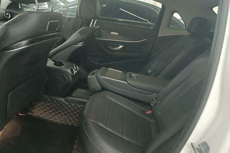 Used Mercedes-Benz E-Class 2019 E 300 L Sporty and Stylish Model Left Rear Seat