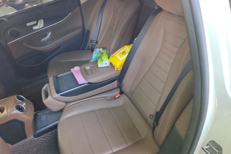 Used Mercedes-Benz E-Class 2019 E 300 L Sport Luxury Edition Left Rear Seat