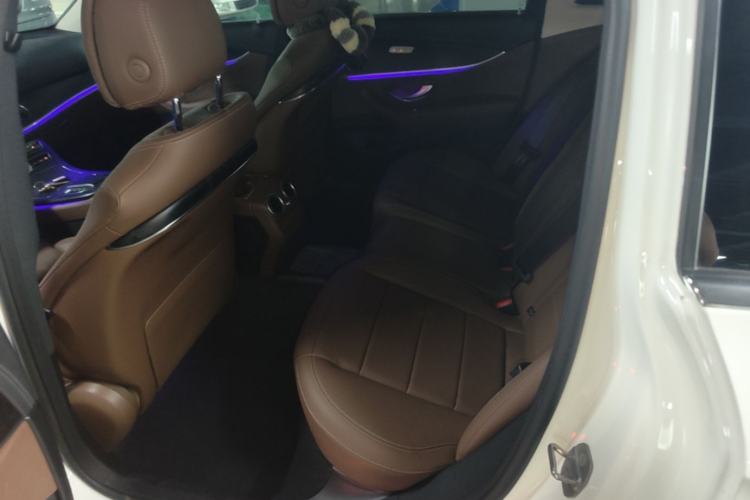 Used Mercedes-Benz E-Class 2019 E 260 L Sport 4MATIC Left Rear Seat