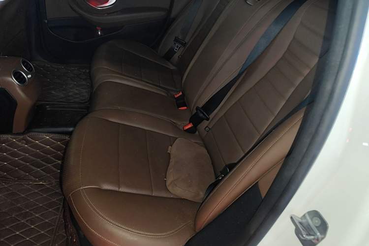 Used Mercedes-Benz E-Class 2019 E 200 L Sport Edition Left Rear Seat