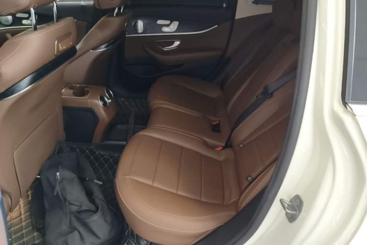 Used Mercedes-Benz E-Class 2019 E 300 L Sport Luxury Edition Left Rear Seat