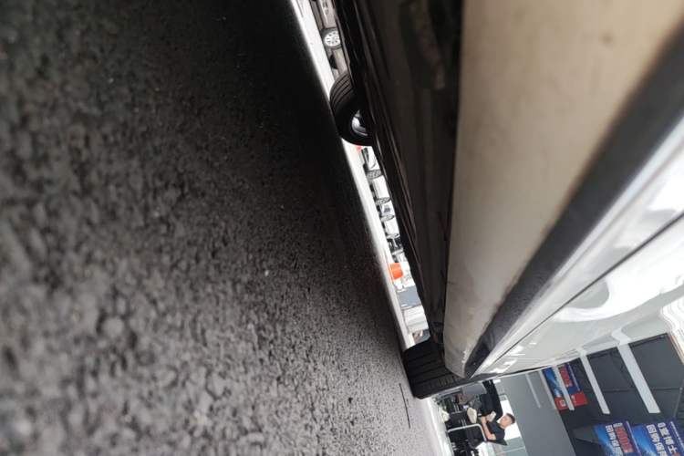 Used Mercedes-Benz E-Class 2019 E 260 L Sport Edition Left Side Sill