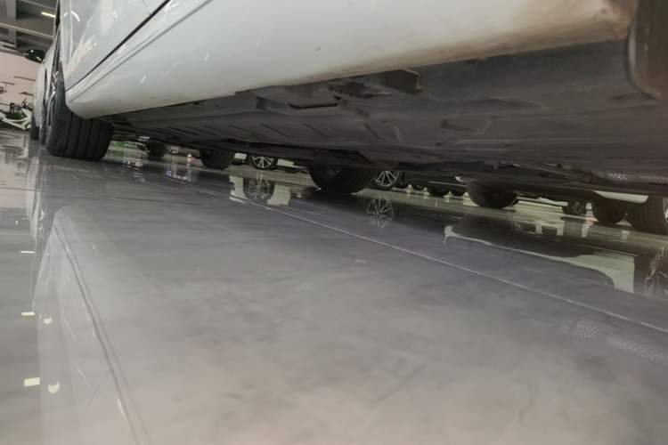 Used Mercedes-Benz E-Class 2019 E 260 Sport Edition Left Side Sill