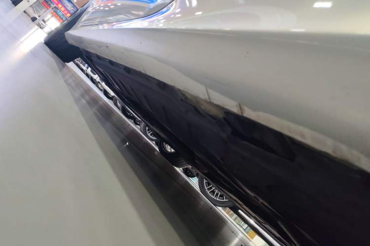 Used Mercedes-Benz E-Class 2019 E 200 Coupe Left Side Sill
