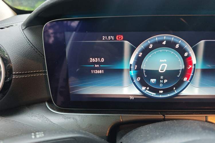 Used Mercedes-Benz E-Class 2019 E 300 L Sport Luxury Edition Odometer Close Up