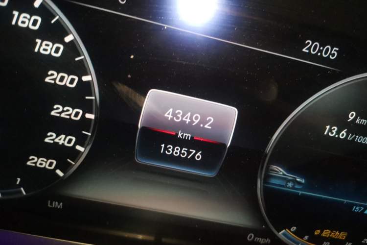 Used Mercedes-Benz E-Class 2019 Restyled E 300 L Sport Luxury Edition Odometer Close Up