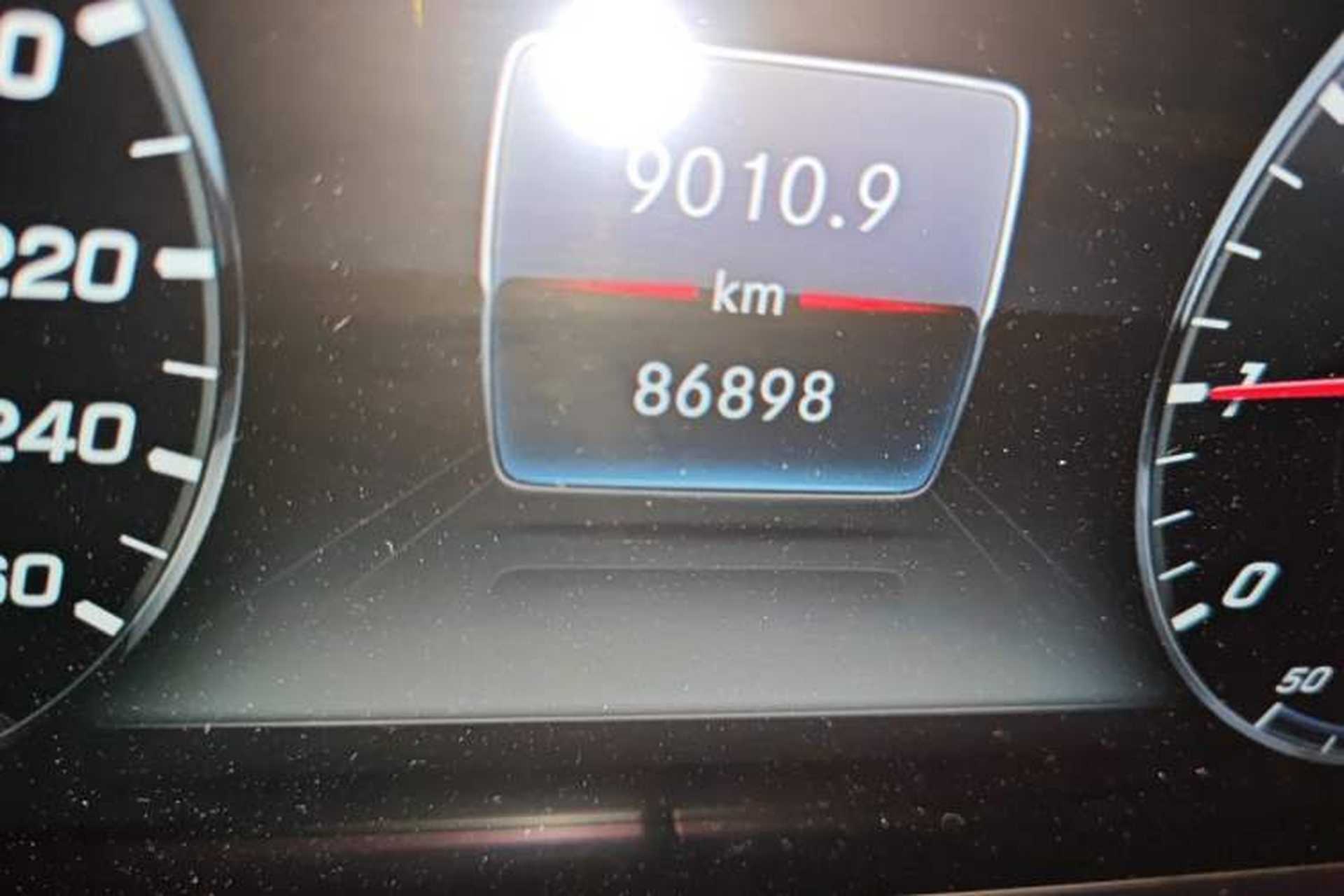 Used Mercedes-Benz E-Class 2019 E 200 L Sport Edition Odometer Close Up