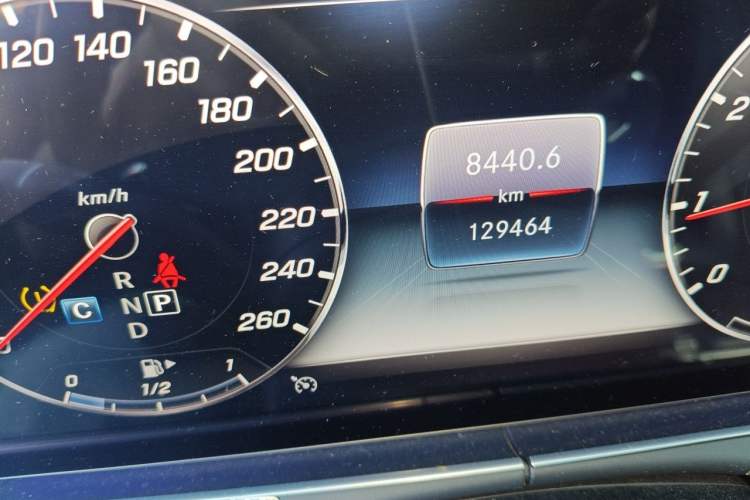 Used Mercedes-Benz E-Class 2019 E 260 Sport Edition Odometer Close Up