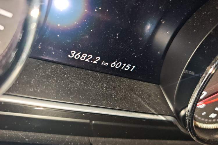 Used Mercedes-Benz E-Class 2019 E 200 Sport Edition Odometer Close Up