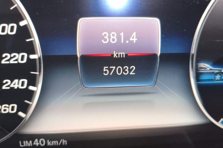 Used Mercedes-Benz E-Class 2019 E 200 L Sport Edition Odometer Close Up