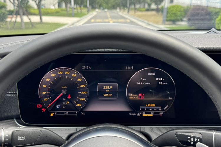 Used Mercedes-Benz E-Class 2019 Restyled E 300 L Sporty and Stylish Edition Odometer Close Up