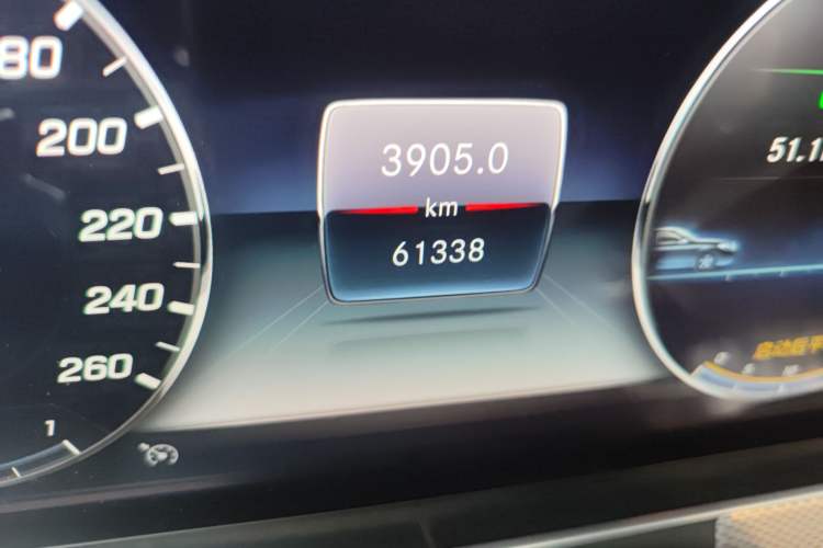 Used Mercedes-Benz E-Class 2019 E 260 Sport Edition Odometer Close Up