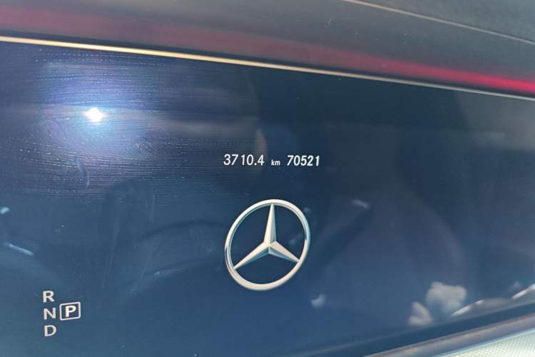Used Mercedes-Benz E-Class 2019 Restyled E 300 Sport Edition Odometer Close Up