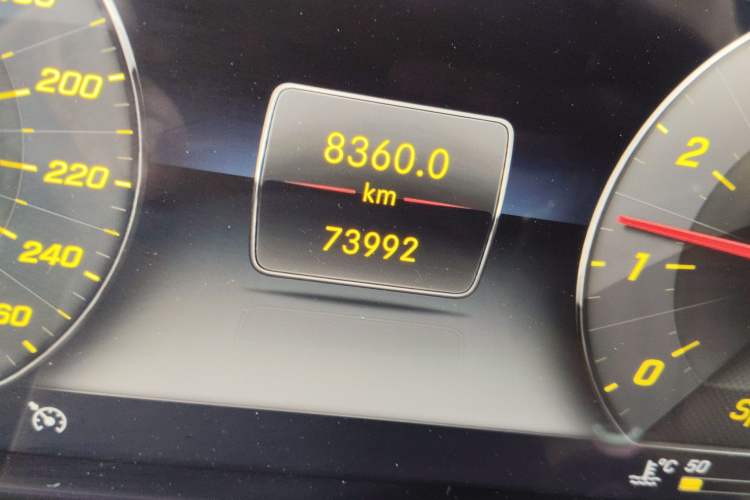 Used Mercedes-Benz E-Class 2019 Restyled E 300 L Sport Luxury Edition Odometer Close Up