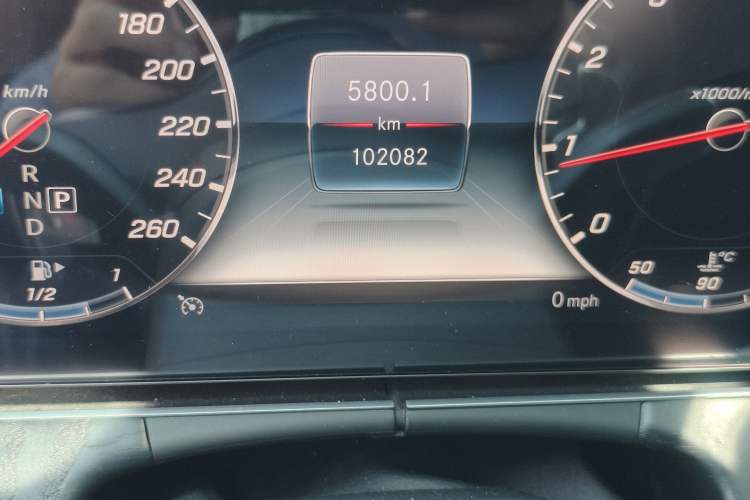 Used Mercedes-Benz E-Class 2019 E 300 L Sport Luxury Edition Odometer Close Up