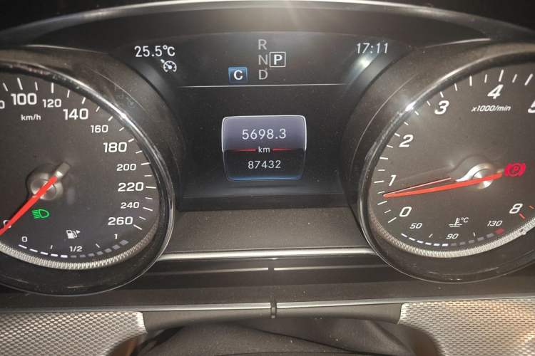 Used Mercedes-Benz E-Class 2019 E 200 Sport Edition Odometer Close Up
