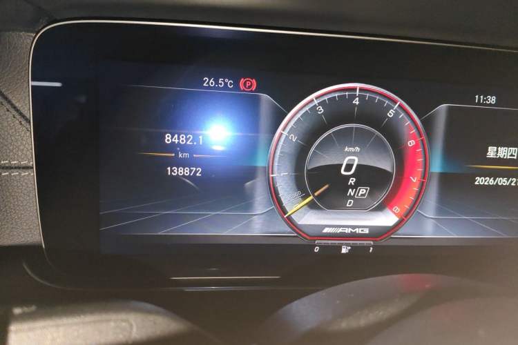 Used Mercedes-Benz E-Class 2019 Restyled E 300 L Sporty and Stylish Edition Odometer Close Up