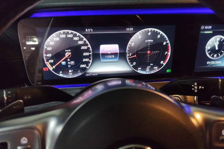 Used Mercedes-Benz E-Class 2019 Restyled E 300 L Sporty and Stylish Edition Odometer Close Up
