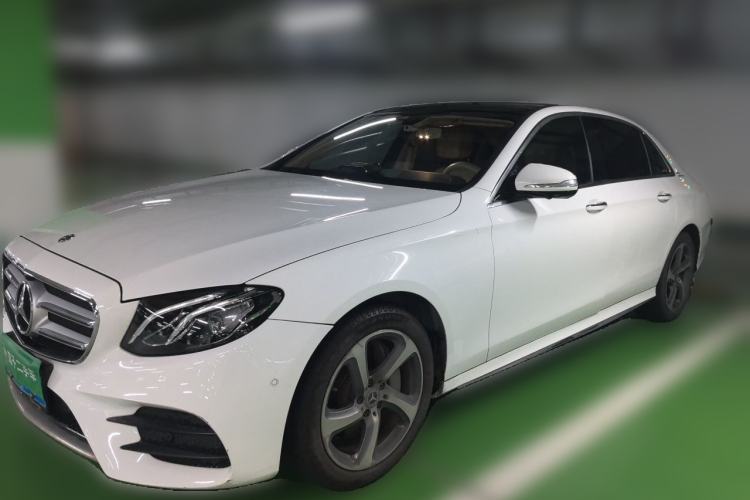 Used Mercedes-Benz E-Class 2019 E 300 L Sporty and Stylish Model Guazi used car, China used car export, Used car for sale, Used cars, Cheapest cars for sale