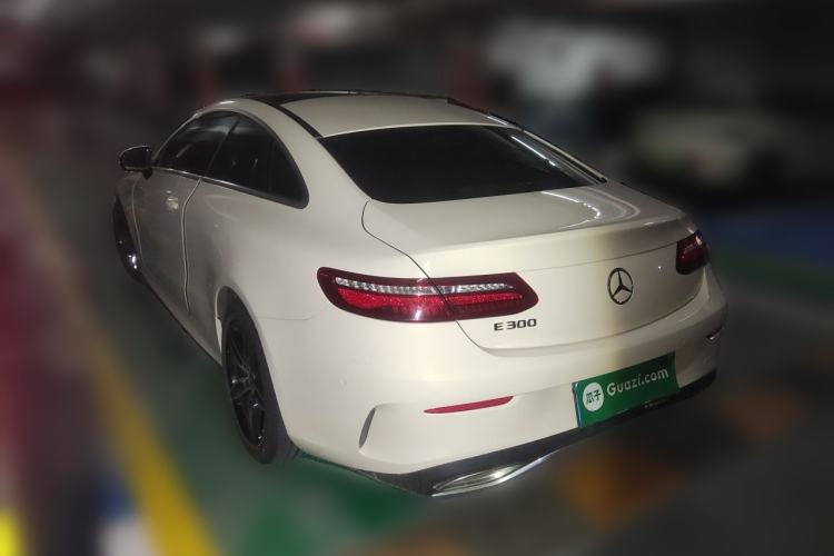 Used Mercedes-Benz E-Class 2019 E 300 Coupe Rear Left 45 Deg