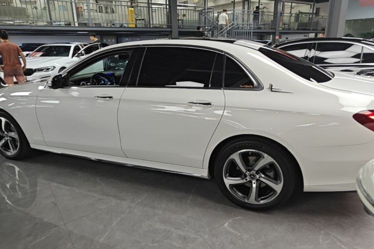Used Mercedes-Benz E-Class 2019 Restyled E 300 L Sport Luxury Edition Rear Left 45 Deg