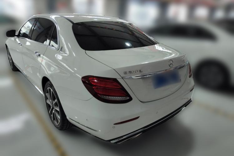 Used Mercedes-Benz E-Class 2019 E 200 L Rear Left 45 Deg
