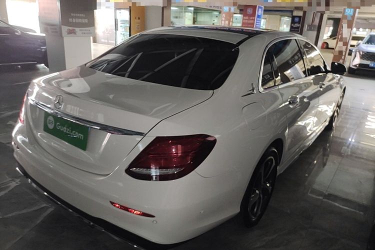 Used Mercedes-Benz E-Class 2019 E 300 L Sporty and Stylish Model Rear Right 45 Deg