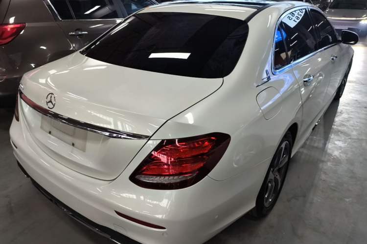 Used Mercedes-Benz E-Class 2019 Restyled E 300 L Sport Luxury Edition Rear Right 45 Deg