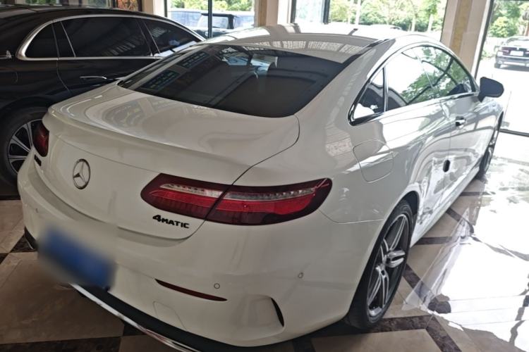 Used Mercedes-Benz E-Class 2019 E 200 Coupe Rear Right 45 Deg