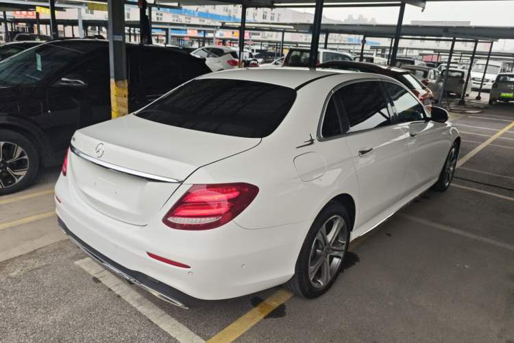 Used Mercedes-Benz E-Class 2019 E 200 L Sport Edition Rear Right 45 Deg