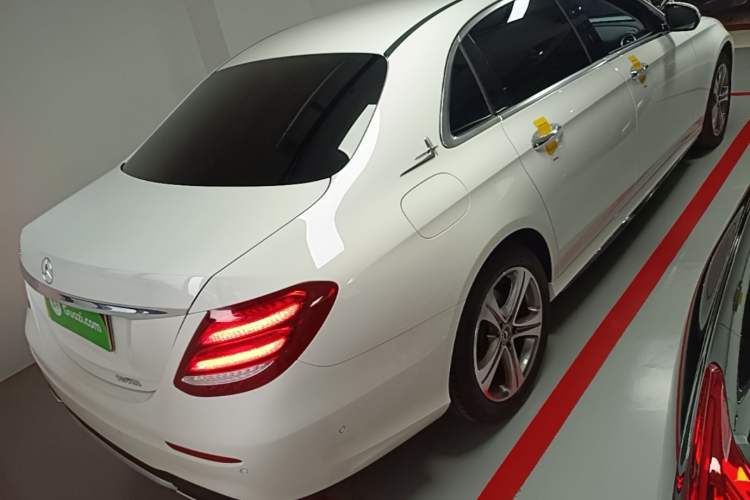 Used Mercedes-Benz E-Class 2019 E 260 L Sport Edition Rear Right 45 Deg