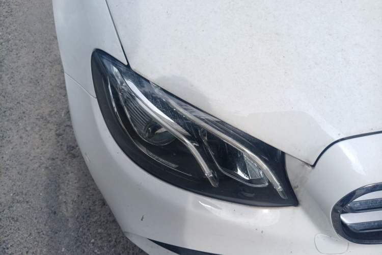 Used Mercedes-Benz E-Class 2019 E 300 L Sporty and Stylish Model Right Front Headlight