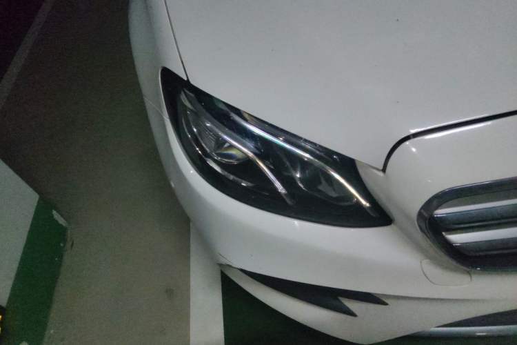 Used Mercedes-Benz E-Class 2019 E 200 L Sport Edition Right Front Headlight