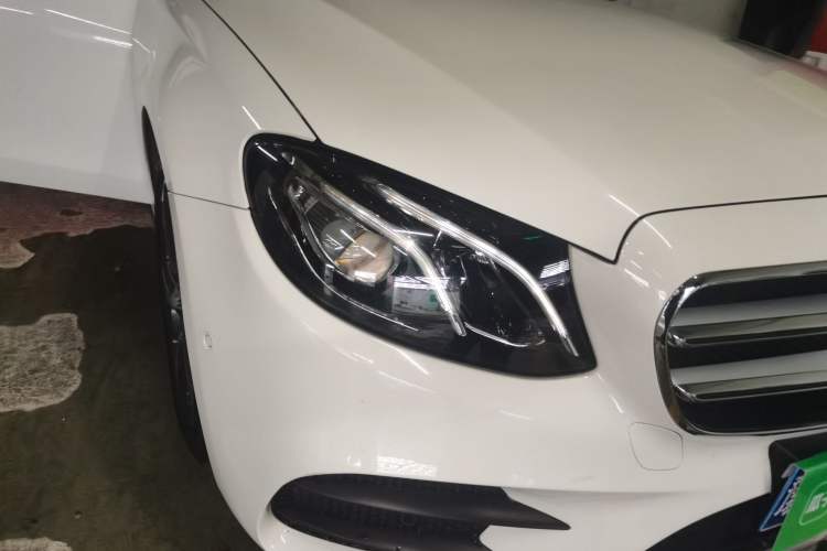 Used Mercedes-Benz E-Class 2019 E 260 L Sport 4MATIC Right Front Headlight