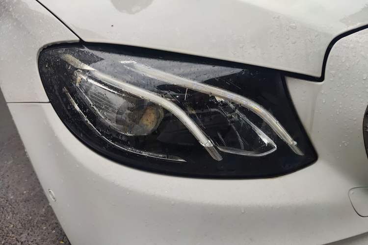 Used Mercedes-Benz E-Class 2019 E 300 L Sport Luxury Edition Right Front Headlight