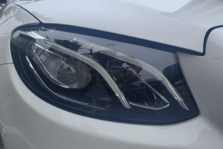 Used Mercedes-Benz E-Class 2019 E 200 L Sport Edition Right Front Headlight