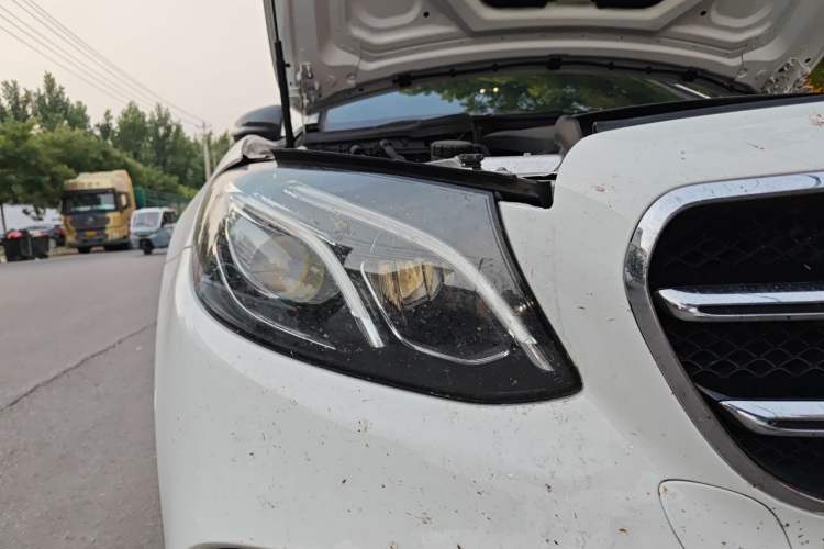 Used Mercedes-Benz E-Class 2019 E 260 Sport Edition Right Front Headlight