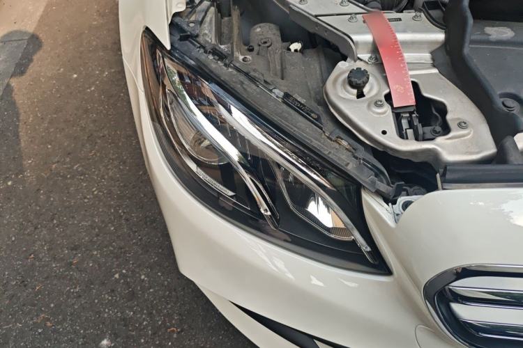 Used Mercedes-Benz E-Class 2019 E 300 L Sporty and Stylish Model Right Front Headlight